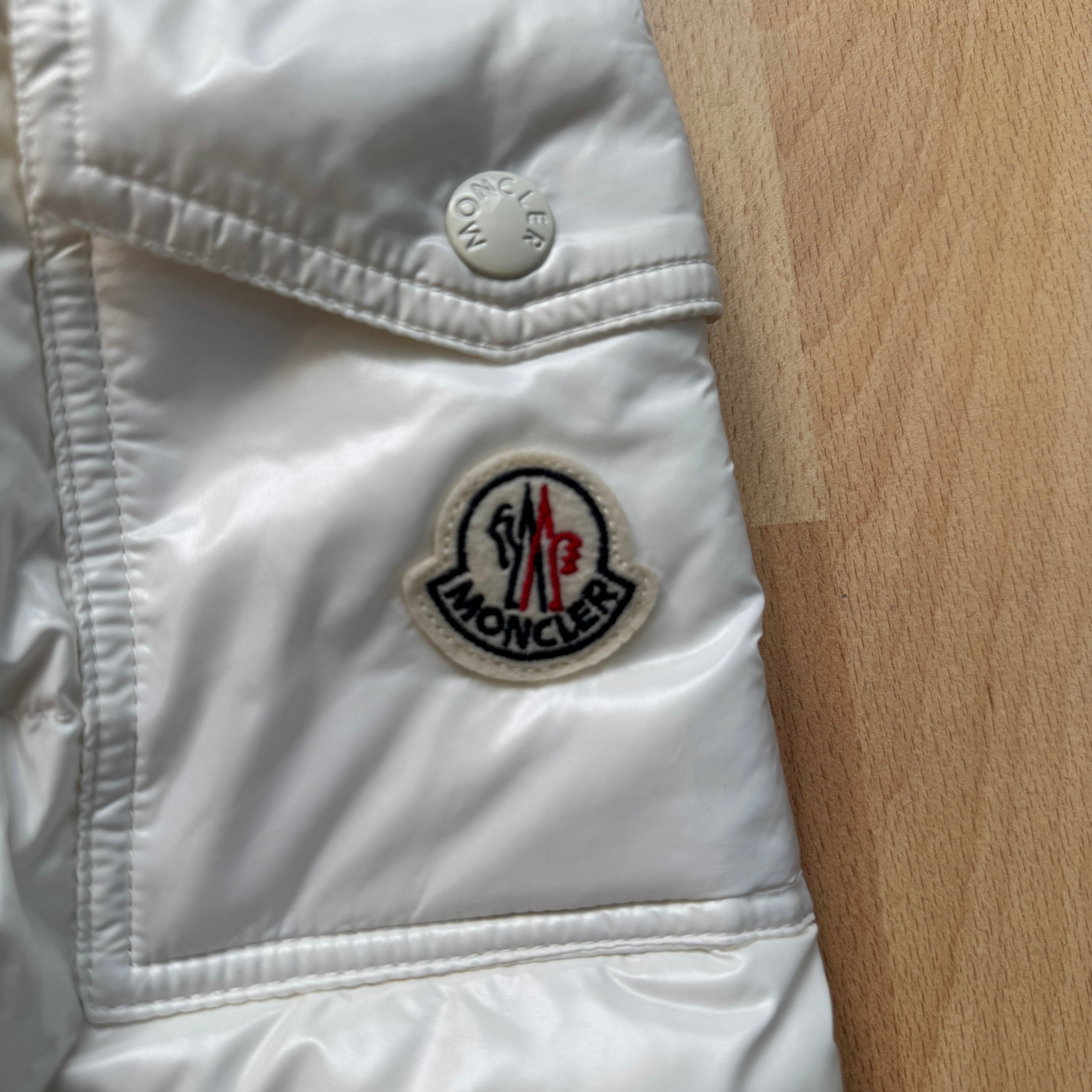 Moncl3r jacket (NFC scannable, size chart last pic) - EestiLeiud