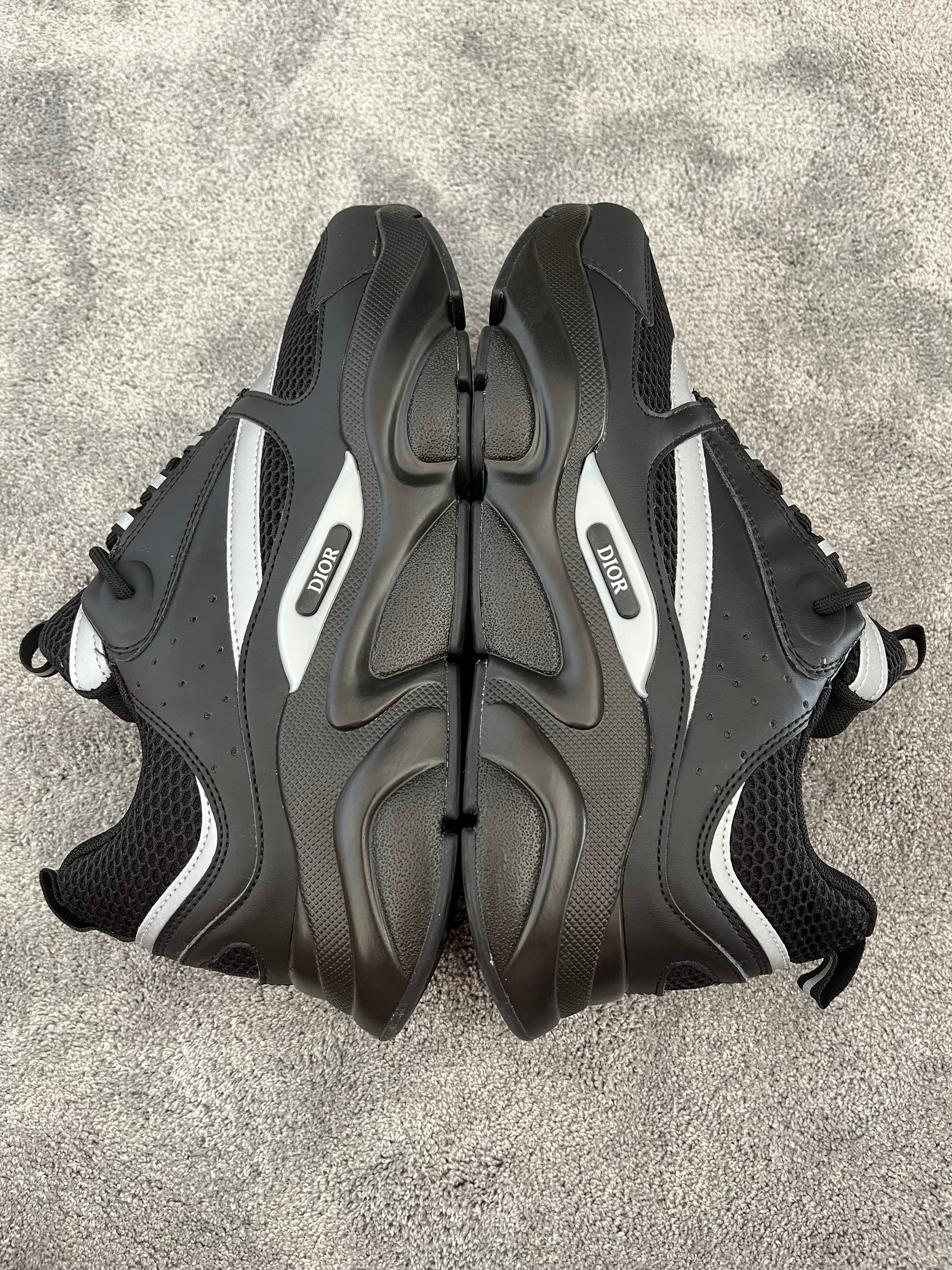 B22 black - EestiLeiud